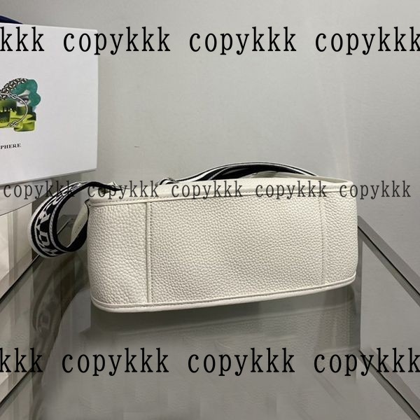 人気 プラダ ショルダーバッグ N級品 - bags-01789 画像 4
