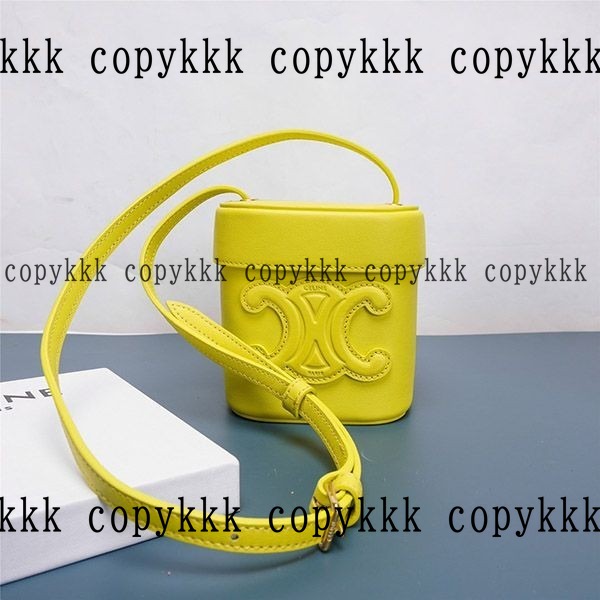 人気 セリーヌ ショルダーバッグ N級品 - bags-03254