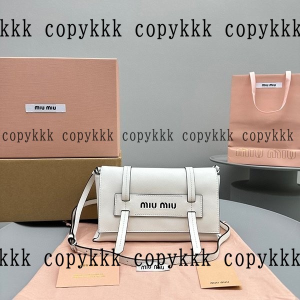 人気 ミュウミュウ ショルダー N級品 - bags-04620