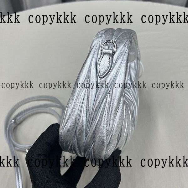 ミュウミュウ トートバッグ コピー 激安通販 - bags-04582 画像 8