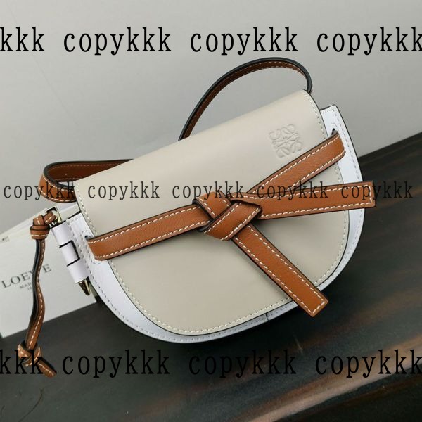 ロエベ ショルダーバッグ コピー 激安通販 - bags-04941 おすすめN級品