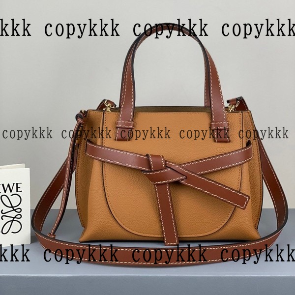 ロエベ ハンドバッグ N級品 送料無料 - bags-04824