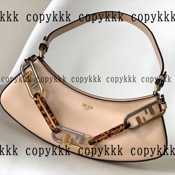 フェンディ ショルダーバッグ N級品 送料無料 - bags-03620