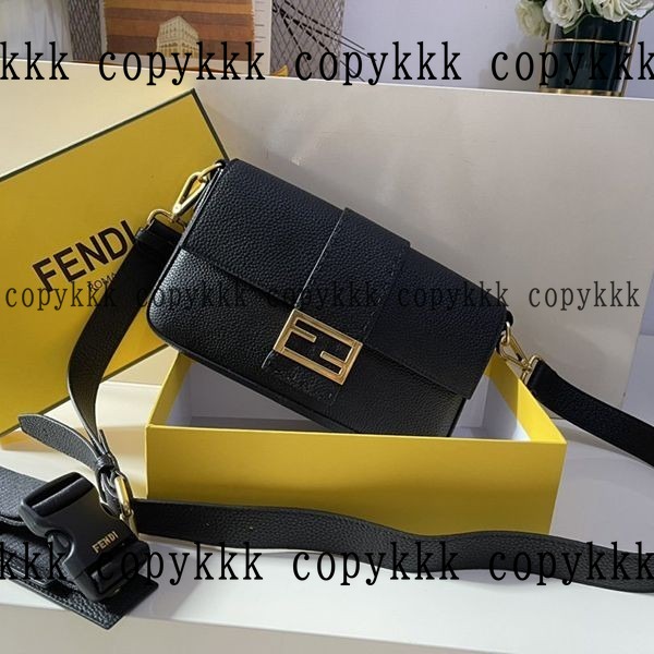格安 フェンディ ショルダーバッグ スーパーコピー - bags-03621