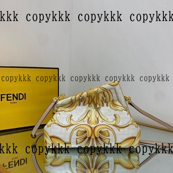 フェンディ ショルダーバッグ コピー 激安通販 - bags-03640