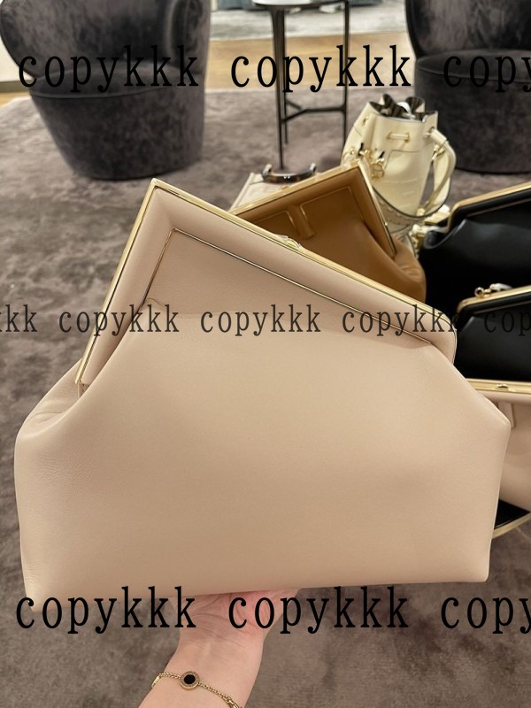 フェンディ ショルダーバッグ N級品 送料無料 - bags-03646 画像 7
