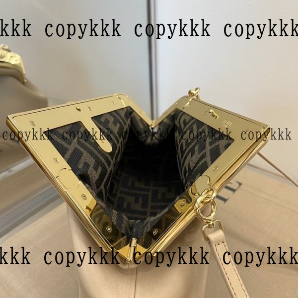 人気 フェンディ ショルダーバッグ N級品 - bags-03661 画像 6