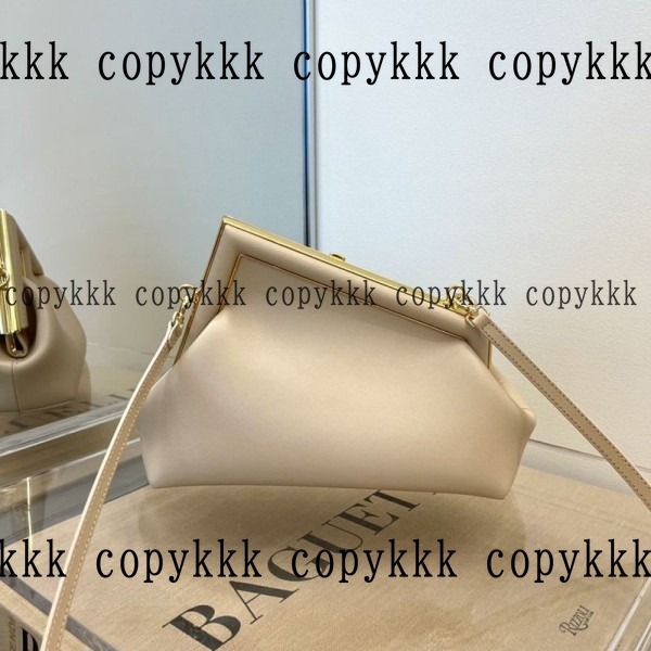 人気 フェンディ ショルダーバッグ N級品 - bags-03661 画像 9