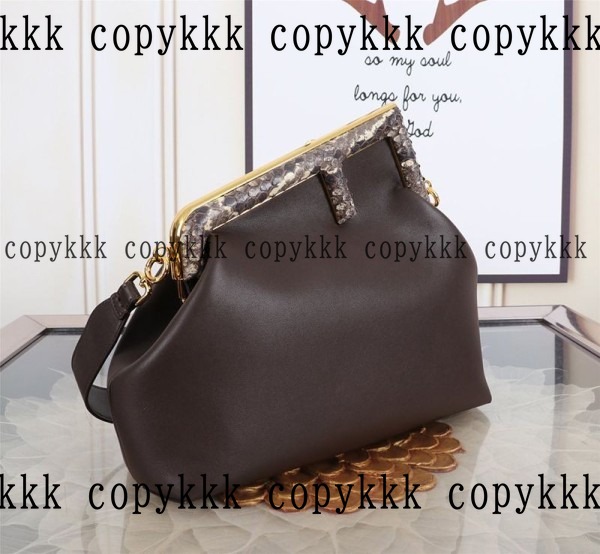 フェンディ ショルダーバッグ N級品 送料無料 - bags-03662 画像 3