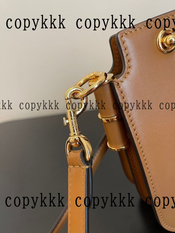 フェンディ ショルダーバッグ N級品 送料無料 - bags-03668 画像 5