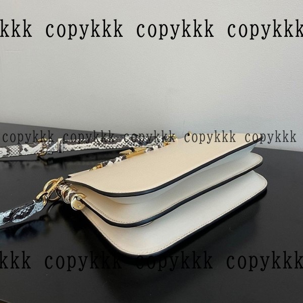 人気 フェンディ ショルダーバッグ N級品 - bags-03670 画像 4