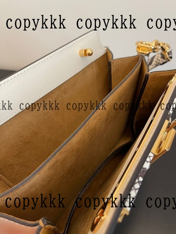 人気 フェンディ ショルダーバッグ N級品 - bags-03670 画像 9