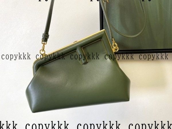 フェンディ ショルダーバッグ N級品 送料無料 - bags-03675 画像 4