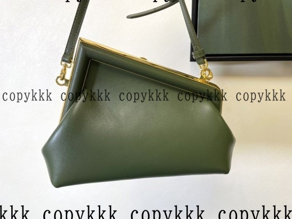 フェンディ ショルダーバッグ N級品 送料無料 - bags-03675 画像 8