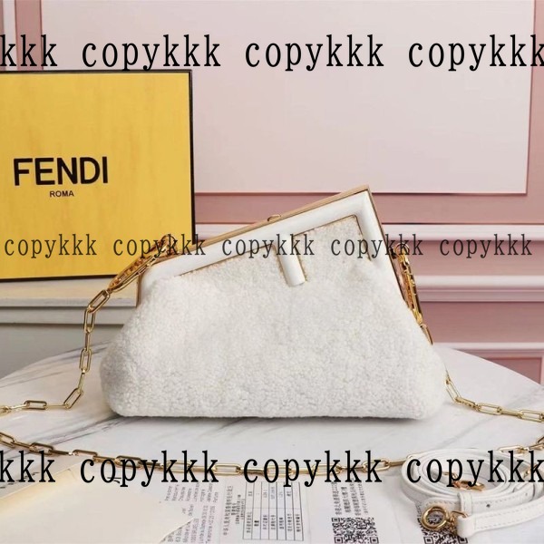 人気 フェンディ ショルダーバッグ N級品 - bags-03678
