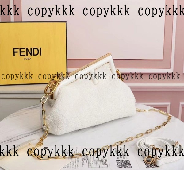 人気 フェンディ ショルダーバッグ N級品 - bags-03678 画像 2