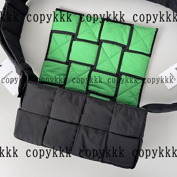 人気 ボッテガ・ヴェネタ ショルダーバッグ N級品 - bags-00255 画像 5