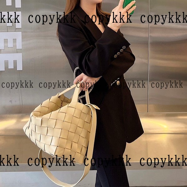 送料無料 ボッテガ・ヴェネタ ハンドバッグ スーパーコピー - bags-00005