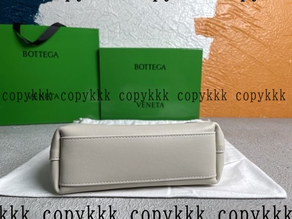 送料無料 ボッテガ・ヴェネタ ハンドバッグ スーパーコピー - bags-00070 画像 3
