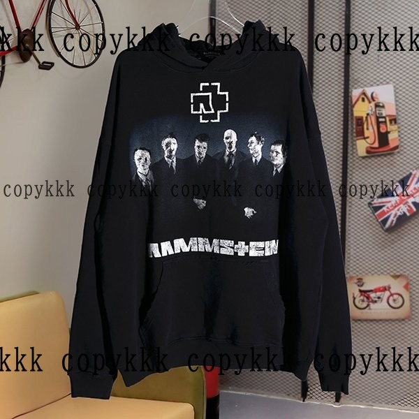 格安 バレンシアガ スウェット スーパーコピー - clothing-00980 おすすめN級品