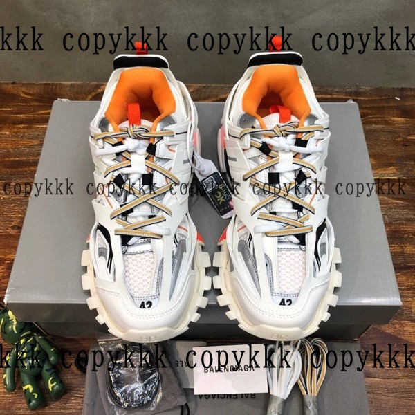大人気 バレンシアガ スニーカー コピー - shoes-00535 おすすめN級品