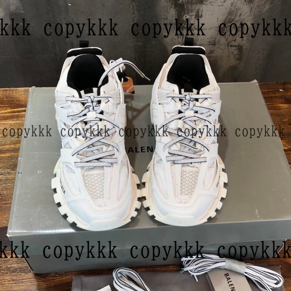 格安 バレンシアガ スニーカー スーパーコピー - shoes-00597 おすすめN級品