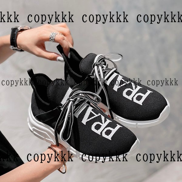 格安 プラダ スニーカー スーパーコピー - shoes-00760 おすすめN級品