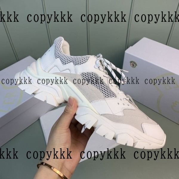 モンクレール シューズ コピー 激安通販 - shoes-00864 おすすめN級品