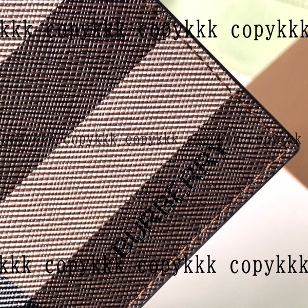 格安 バーバリー 財布 スーパーコピー - wallets-00431 画像 4