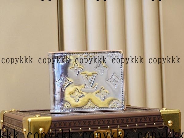 人気 ルイ・ヴィトン 折り財布 コピー - wallets-00882 おすすめN級品
